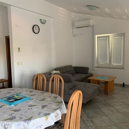 Apartmani Auer Pjescana Uvala Kültér fotó