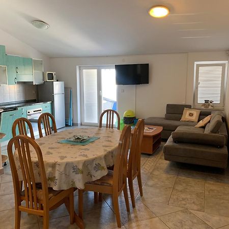 Apartmani Auer Pjescana Uvala Kültér fotó