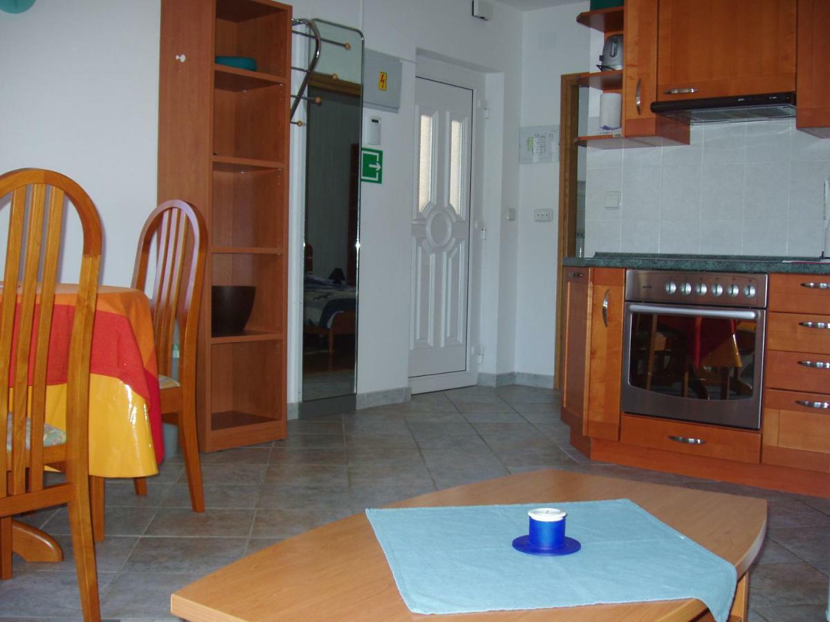 Apartmani Auer Pjescana Uvala Kültér fotó